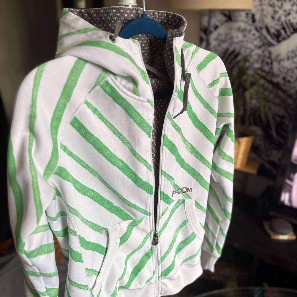 2-in-1 Volcom Green & White Stripe Zip Up Hoodie, Reversible